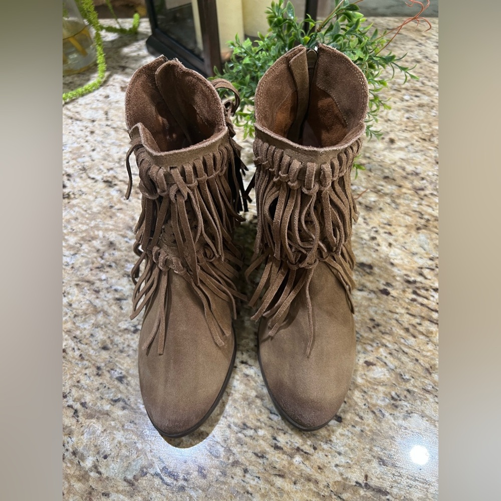 Naughty Monkey Brown Dandy Leon Fringe Leather Boots 9.5 - Picture 3 of 9